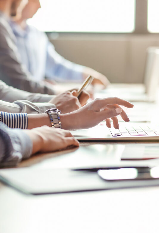 w-534_h-780_m-cover_s-any__AdobeStock_280148445